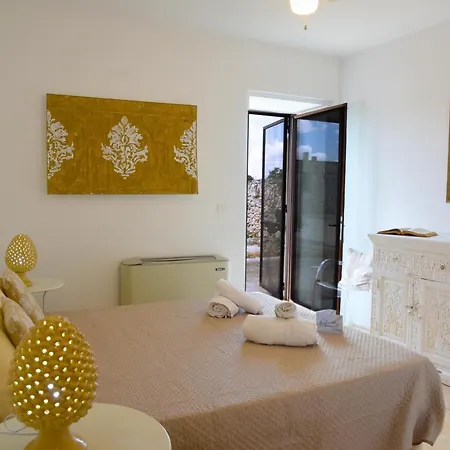 Masseria Torre Calavaci *